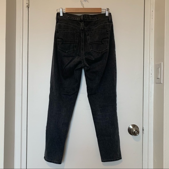 American Eagle Mom Jeans - Picture 4 of 6